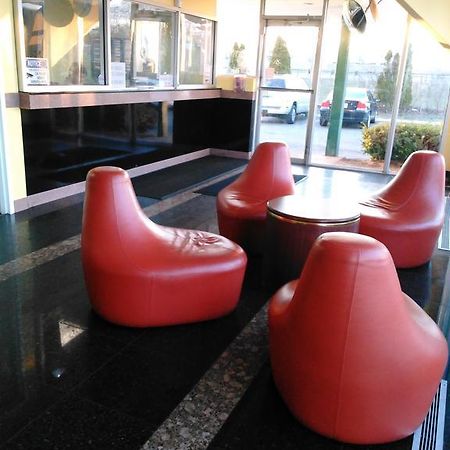 Honeyspot Motor Lodge Stratford Exteriör bild